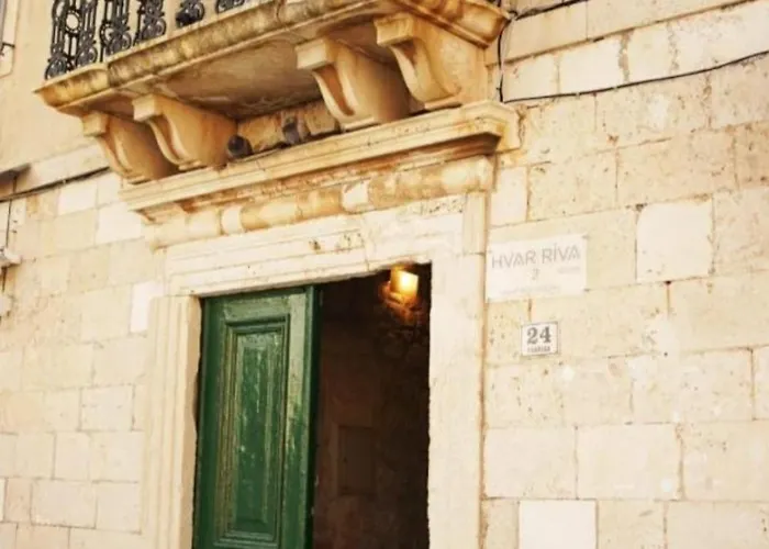Hvar Riva Rooms