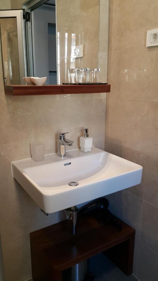 Hvar Riva Apartament *